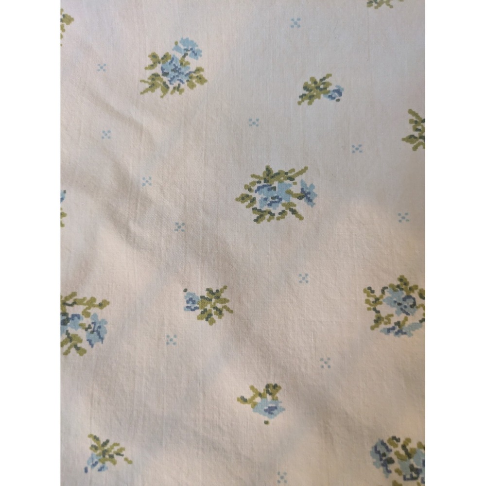 Vintage Cannon Blue Roses Double Flat Percale Sheet, Cottagecore, Prairie Floral